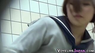 japanese schoolgirls grope on bus